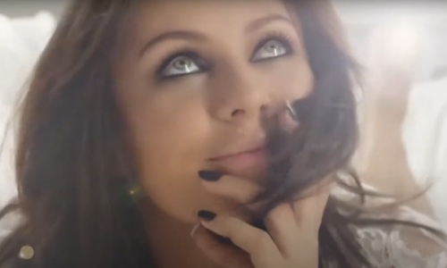 Её звезда - её улыбка...